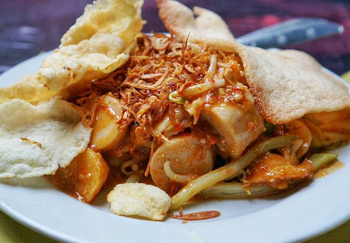 Gado-Gado Direksi