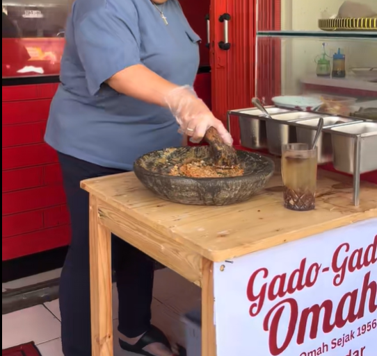 Oma Siti